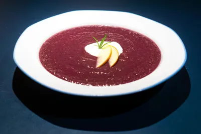 Cover image for Rotkraut-Apfel-Suppe