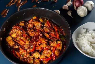 Cover image for Kkampoong Tofu
