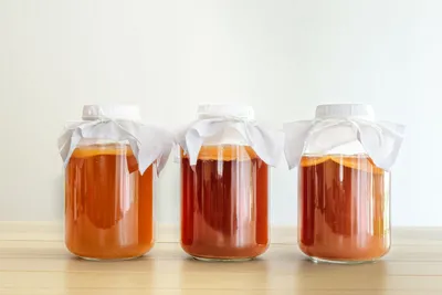 Cover image for Kombucha: Was der fermentierte Tee wirklich kann!