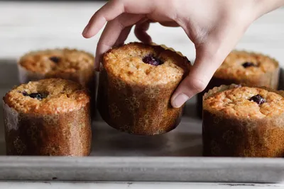 Cover image for Polentamuffins mit Feta & Oliven